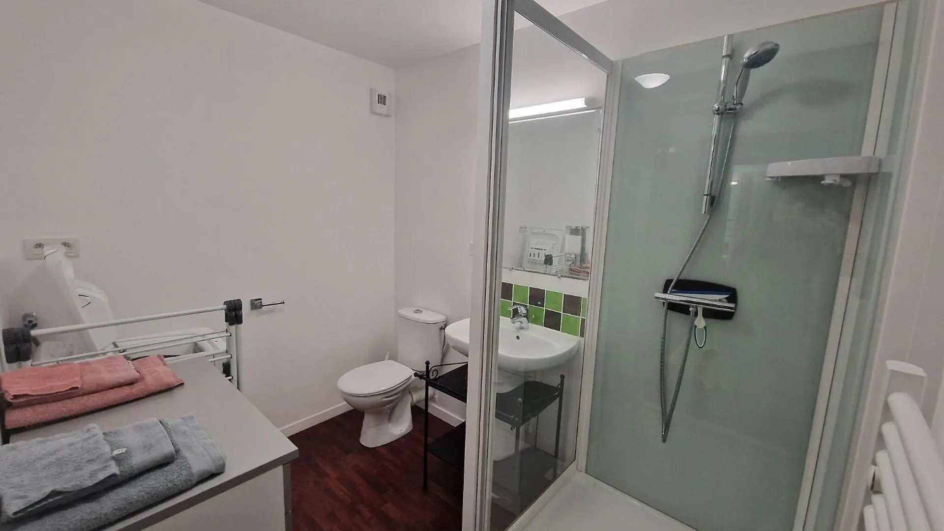 סן-קאסט-לה-גידו Holiday Flat Near The Beach On The Emerald Coast